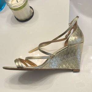 Badgley Mischka good wedges (worn once!)